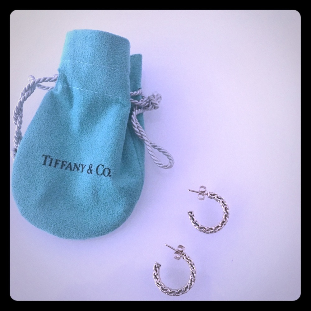 Tiffany & Co. mesh earrings!